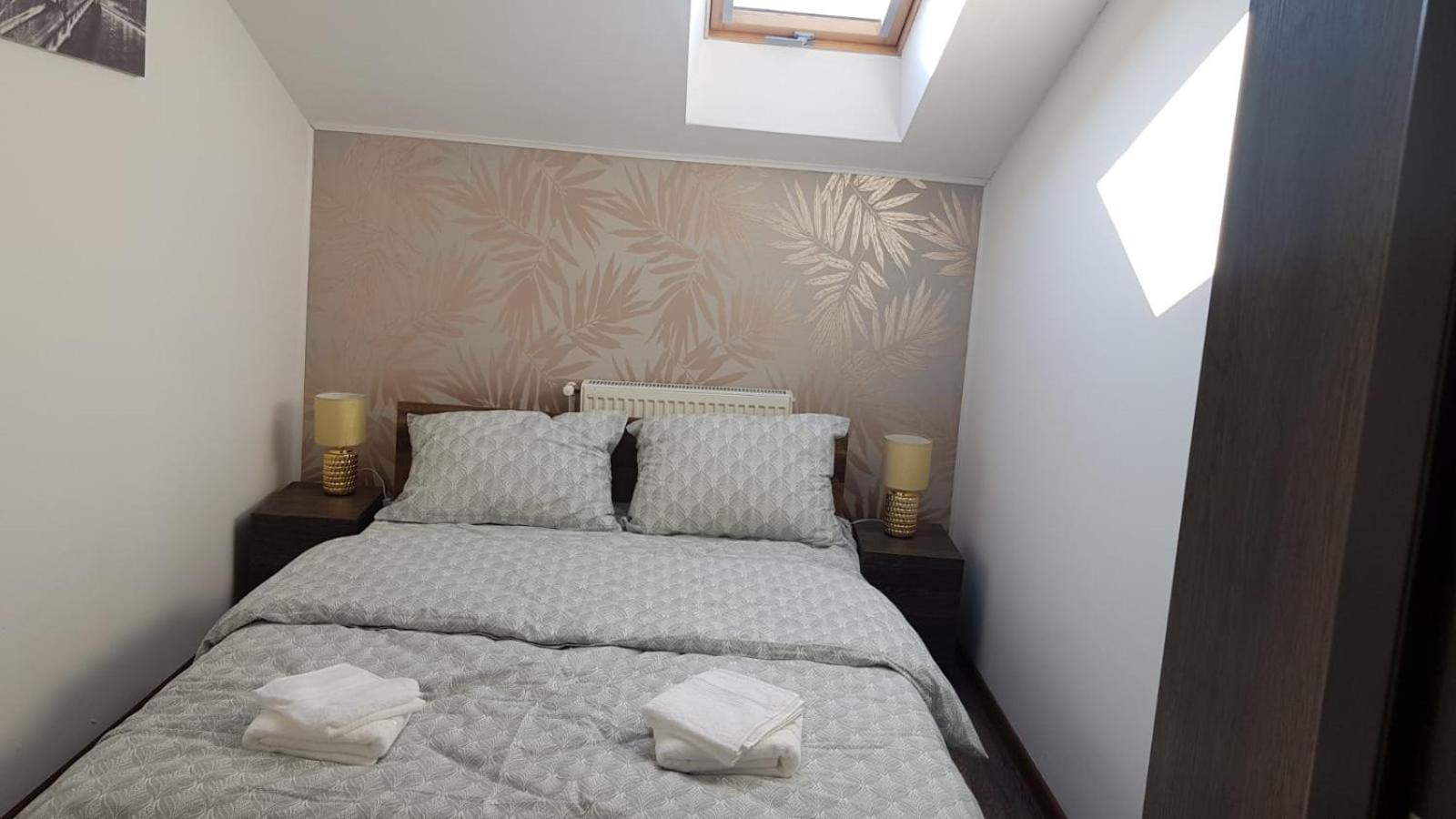 Cosy 2 Bedroom Apartment In New Town Braşov Exterior foto