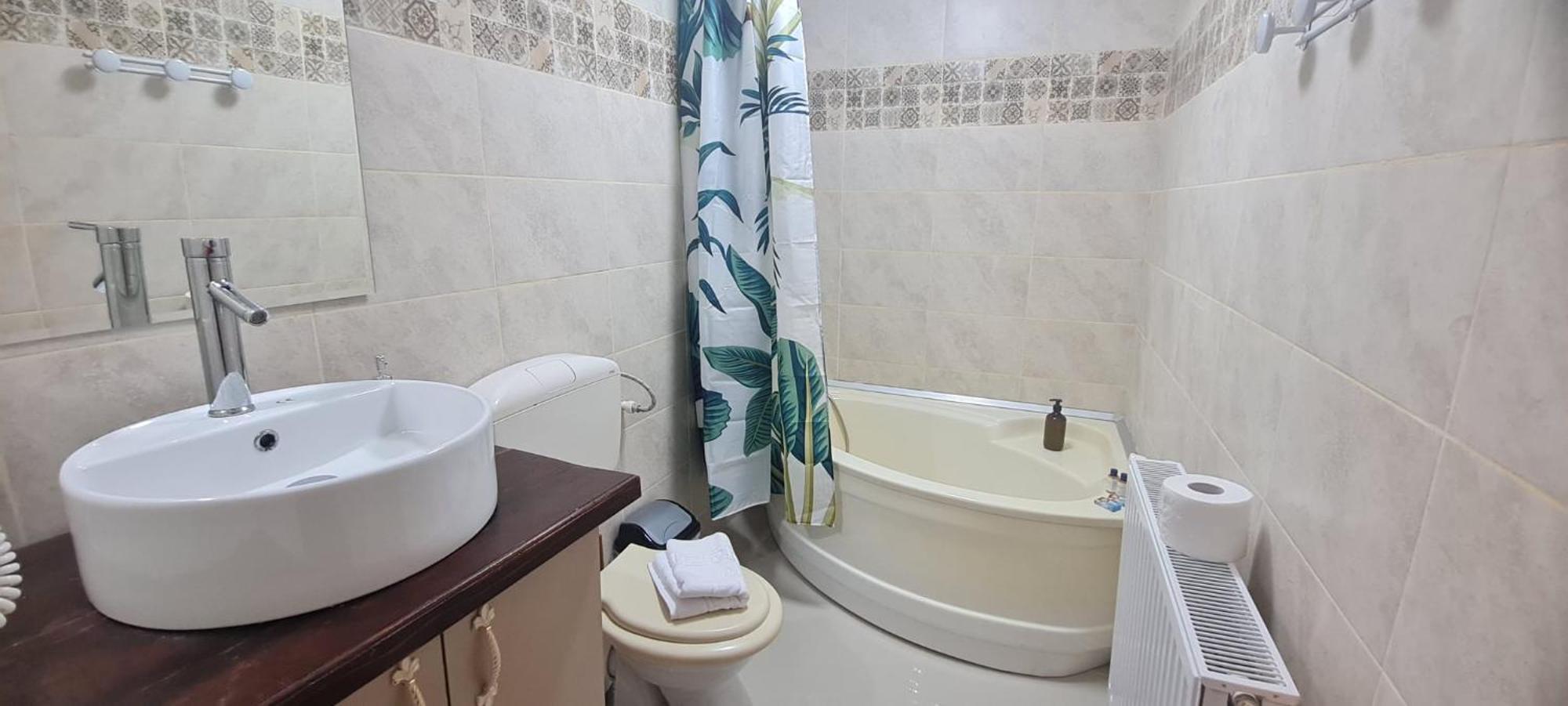 Cosy 2 Bedroom Apartment In New Town Braşov Exterior foto