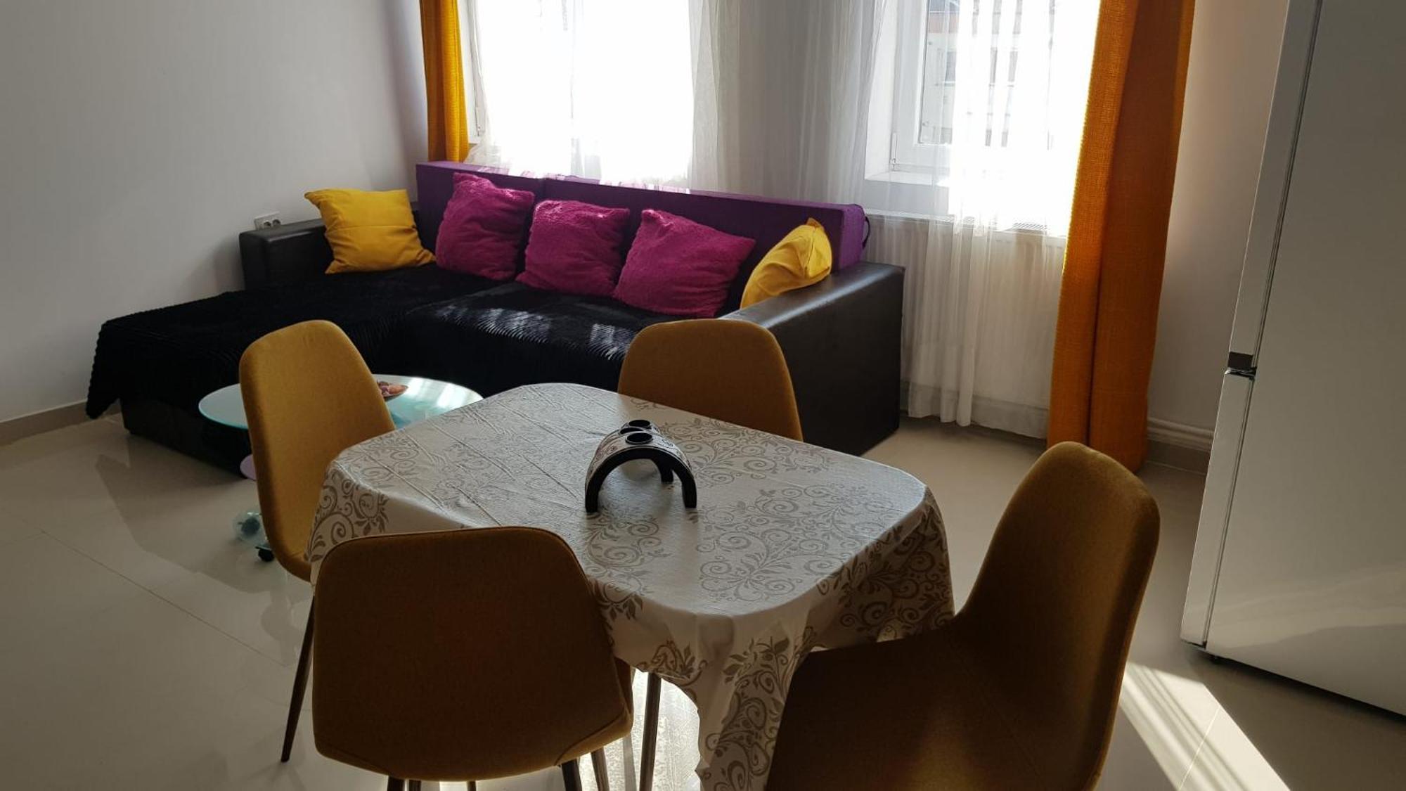 Cosy 2 Bedroom Apartment In New Town Braşov Exterior foto